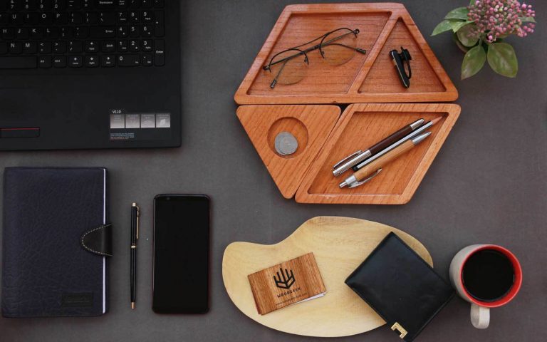 Most Important Office Accessories that are Must on Your Desk