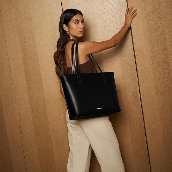 Hottest Trendy Tote Bags for Women