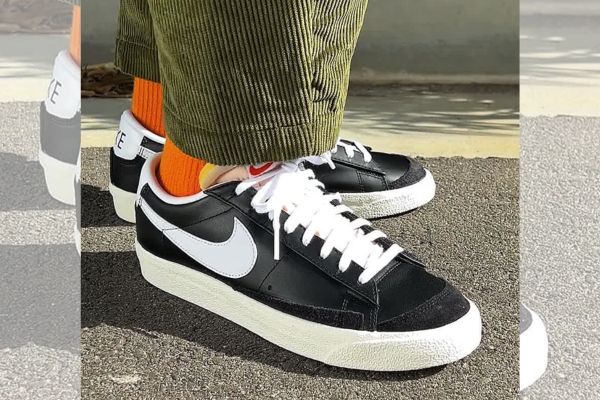 Nike Mens Blazer Low '77 Vintage Sneaker