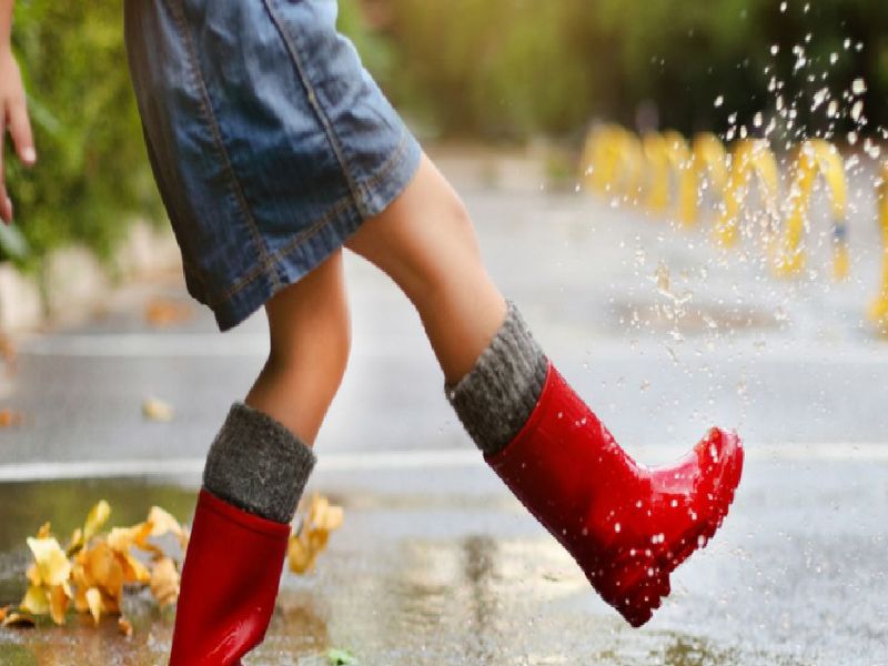 Ways to Dress Up in This Monsoon