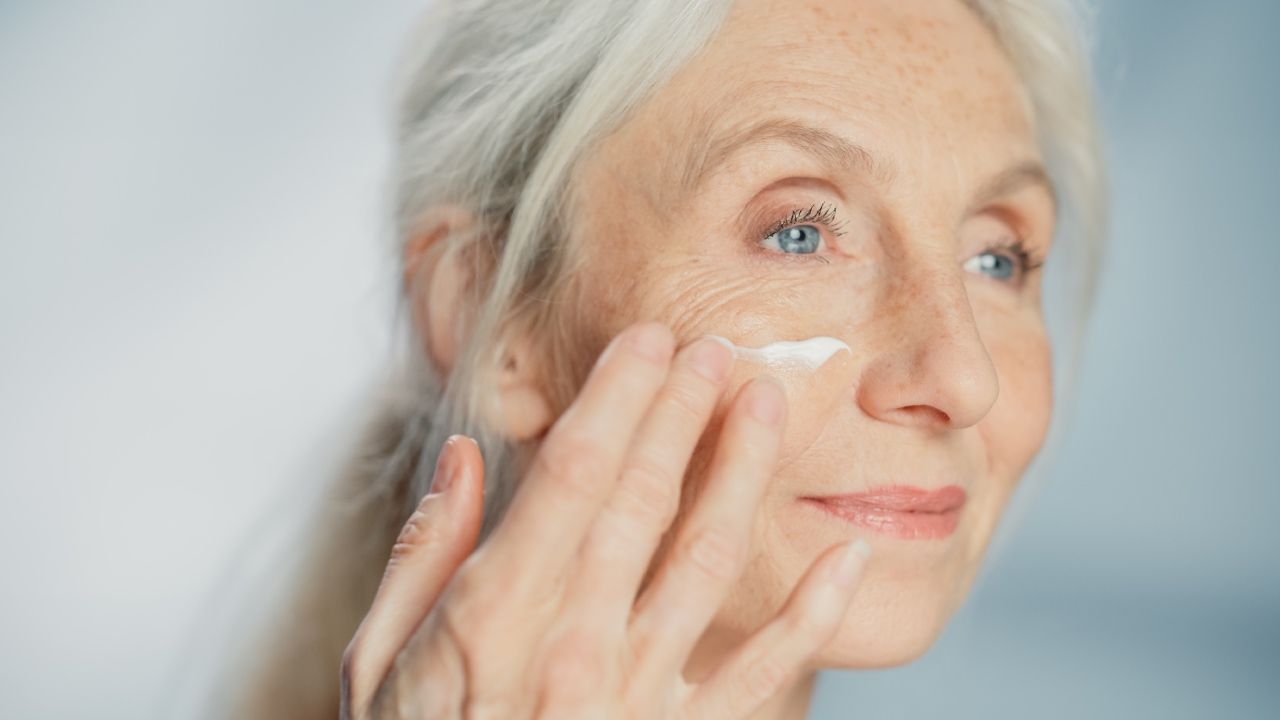 Makeup Tips for the Older Women